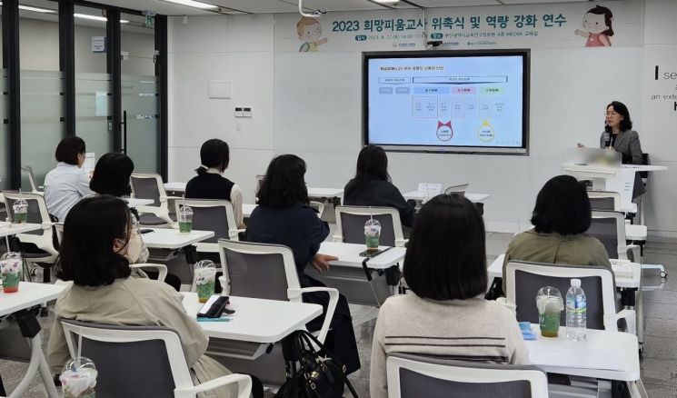 피움 이미지