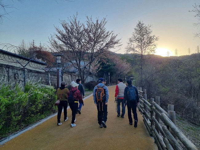 소풍길 이미지