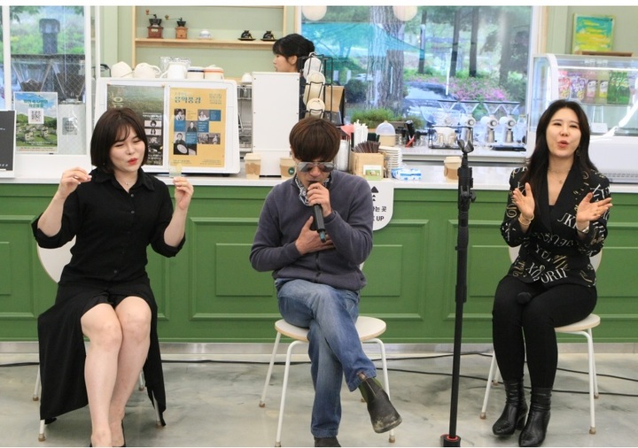 JH엔터테인먼트 이미지