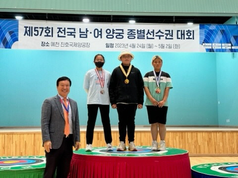 윤노을 이미지