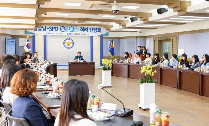 백목향 이미지