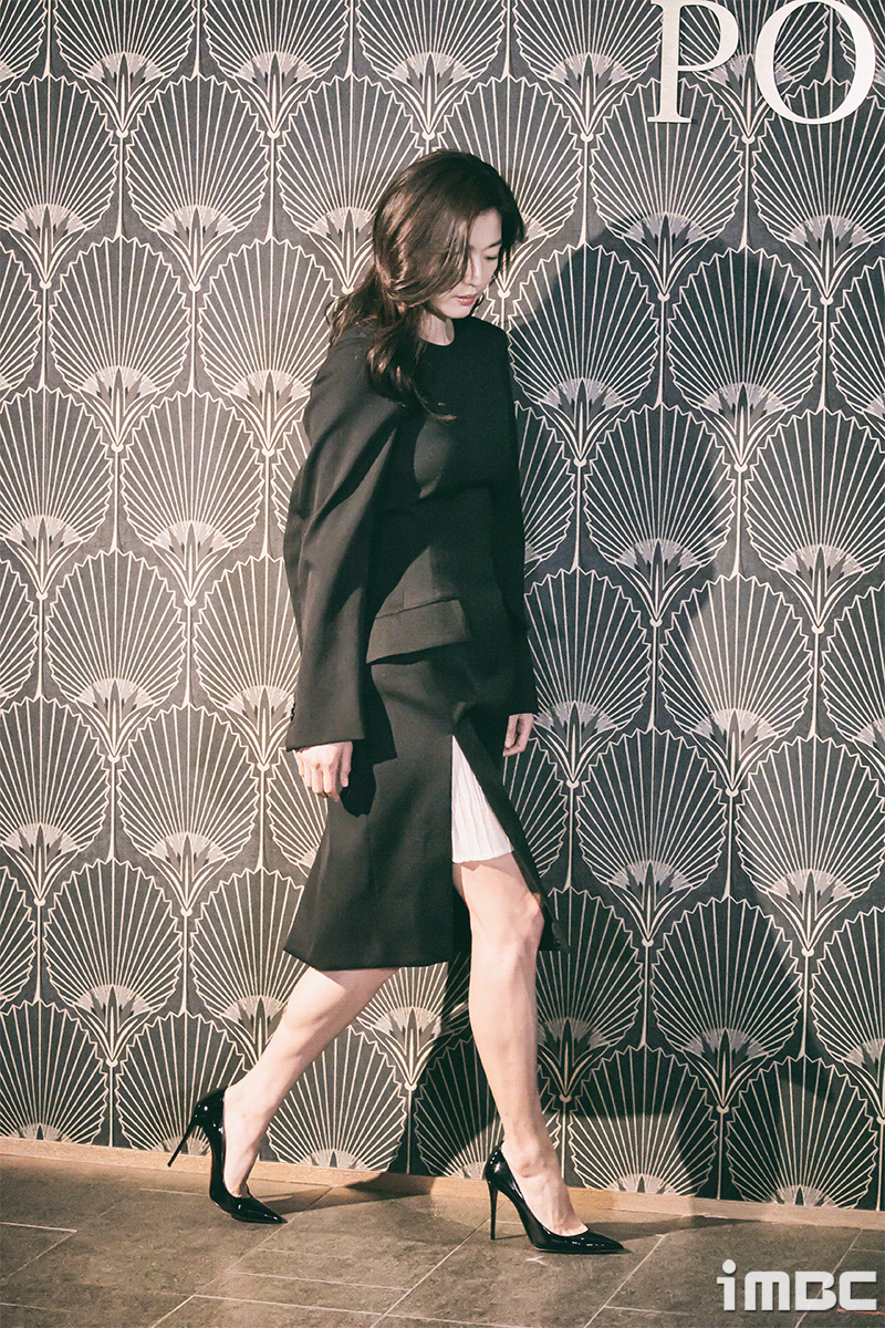 actorJun Ji-hyunelevenworkmorningSeoulin seongdong-gusituatedAt the event,Attend!Pose!intoxicatedThere is!iMBC