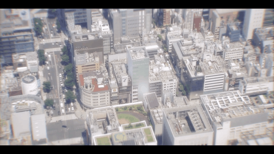 미키모토는 1899년 도쿄 긴자에 첫 매장을 오픈한 뒤, 1913년 영국 런던을 필두로 세계 시장 공략에 박차를 가한다. 한번 고객을 평생 고객으로 존중하는 A/S 서비스는 미키모토가 명품이라는 인식에 기여했다. 미키모토 주얼리에 각인된 브랜드명 또는 알파벳 M이 각인돼 있다. 이 표식만 있다면 평생 전 세계 어떤 미키모토 지점에서도 수리를 맡길 수 있다. [미키모토 유튜브 채널]