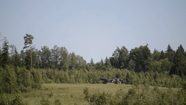 하이마스 발사모습. 미 육군 제공
