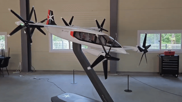 플라나의 축소기. 제작 목표 항공기를 약 1/5 크기로 줄였다. 사람이 탑승하지 않는 무인기 버전이다. 이시은 기자