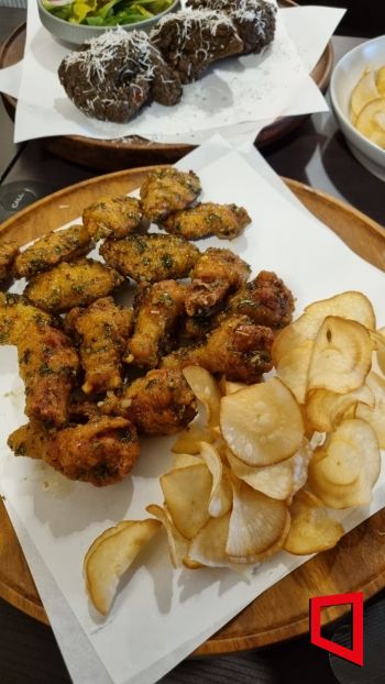 치킨집 이미지