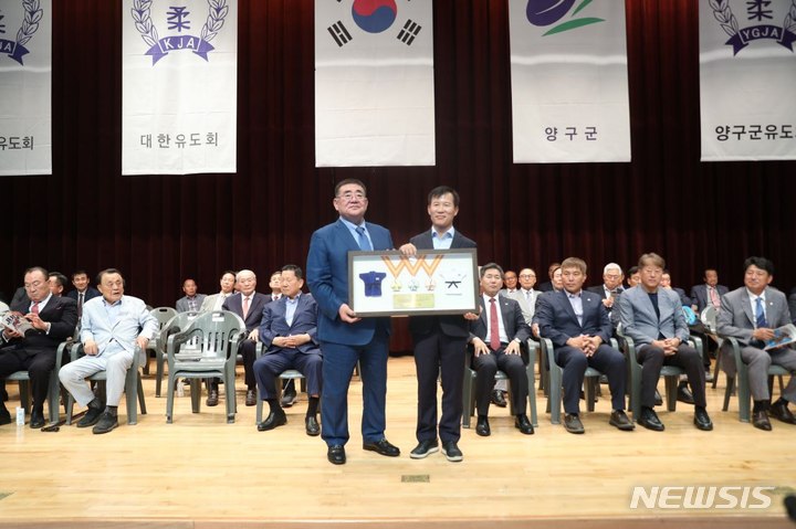 지정민 이미지