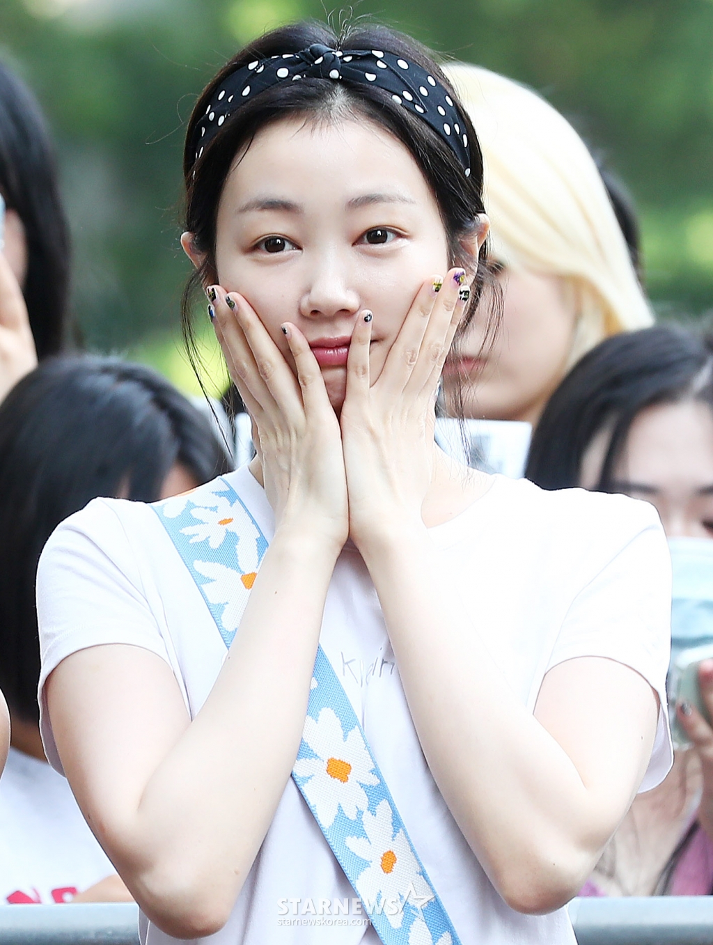 민낯 이미지