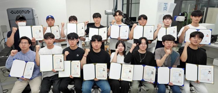 영진기계 이미지