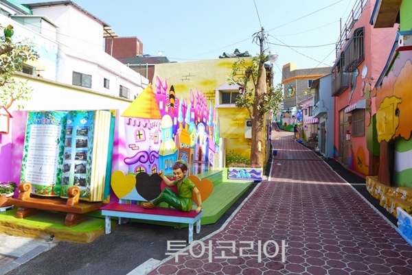 주식회사 테크노월드 이미지