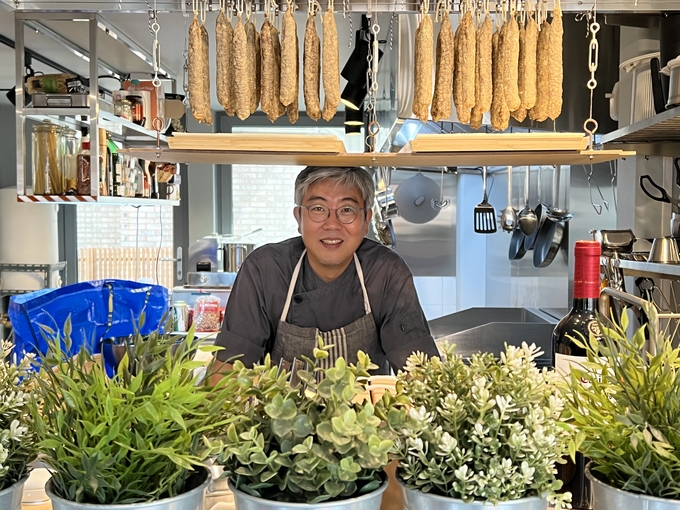 육림델리카트슨 이미지