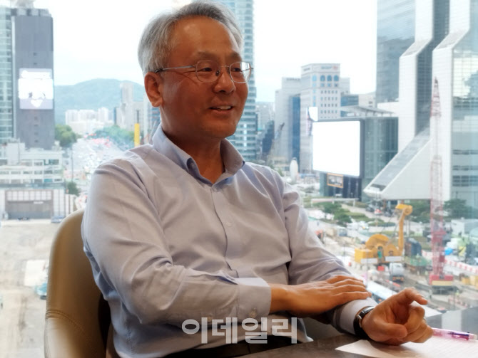 에스티팜(주) 이미지