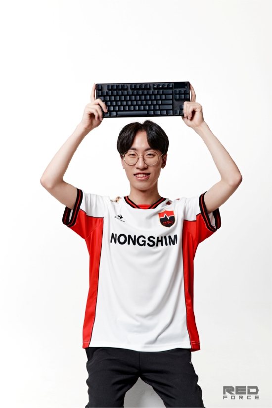 농심 레드포스, 스틸 시리즈 Apex Pro TWL WL(2023)과 함께한 영상 공개