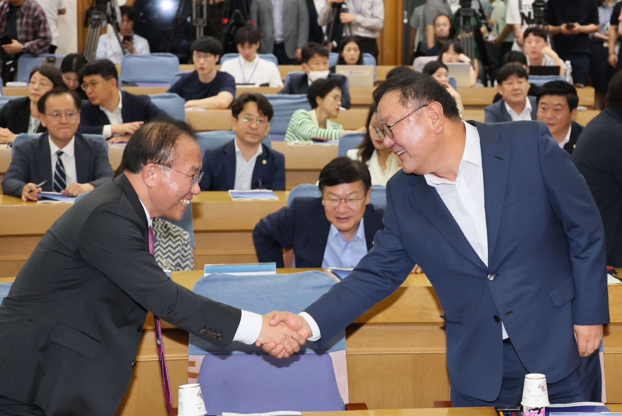 김진의원 이미지