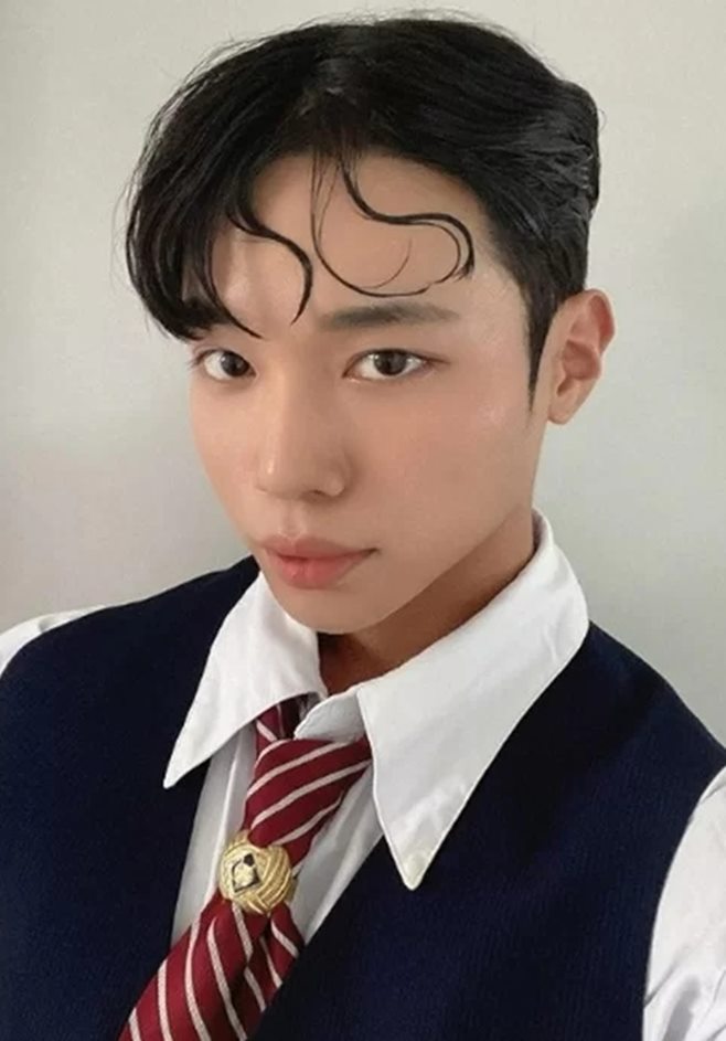 큐영 이미지
