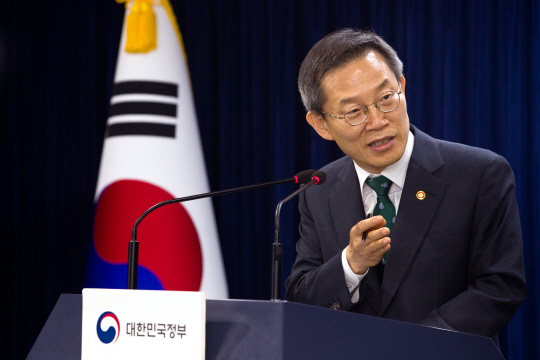 우주인력 이미지