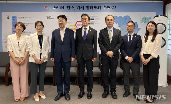 현 이미지