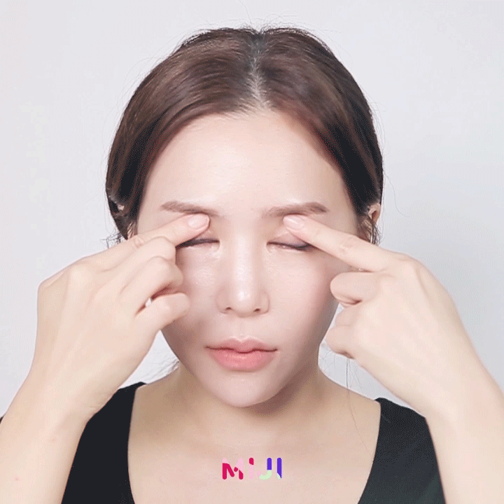 shining-eyes-face-yoga 03