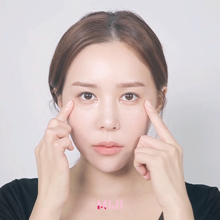 shining-eyes-face-yoga 05