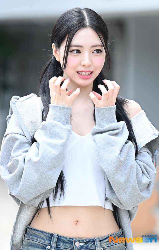 유나케이크 이미지