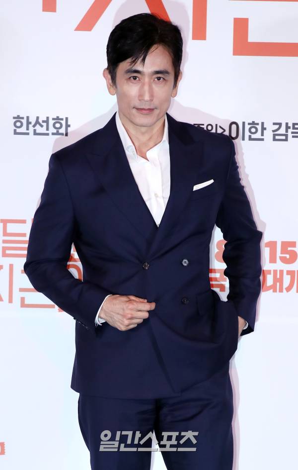품안에 이미지