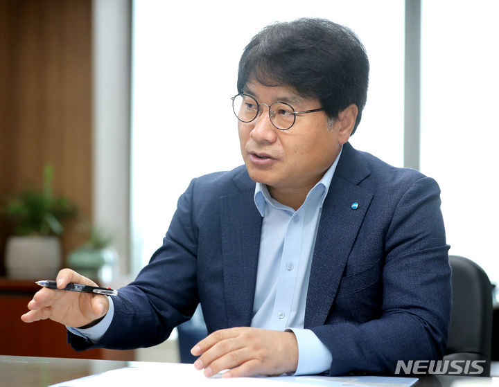 우리은행 우리금융디지털타워 이미지