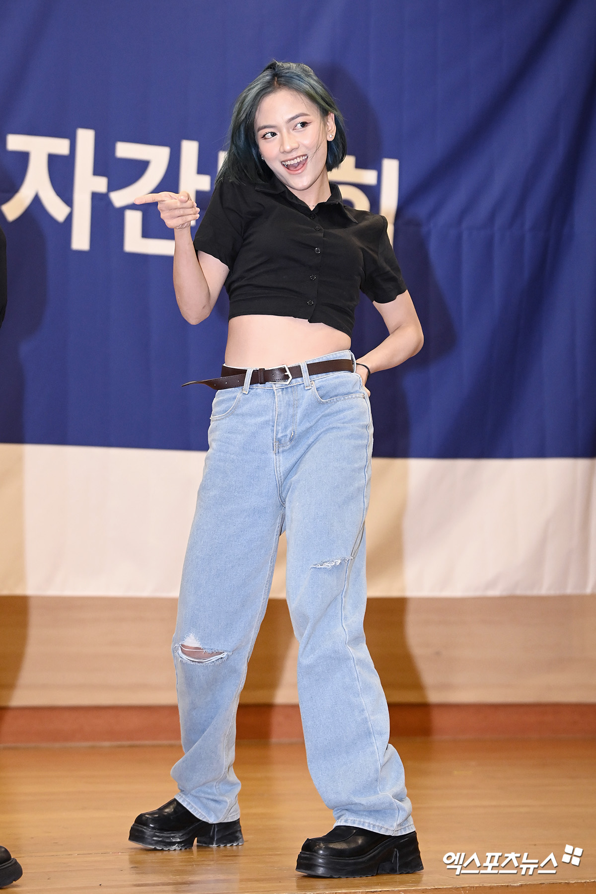 셀라 비 이미지