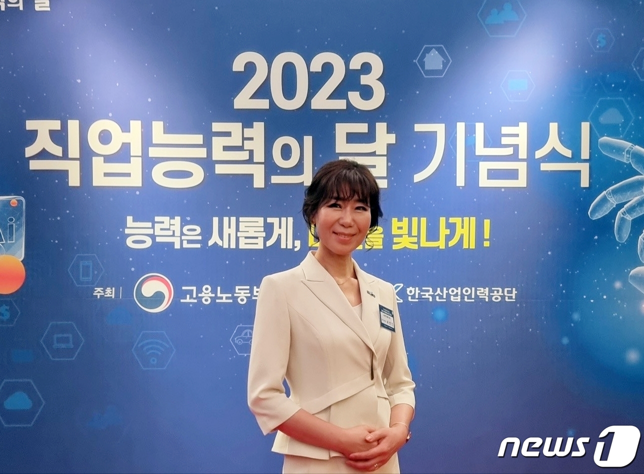 서선민헤어 이미지