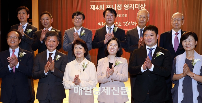 정*영 이미지