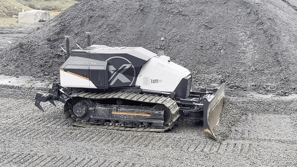 HD현대사이트솔루션의 무인자동화 건설기계 /영상=나은수 기자 curymero0311@