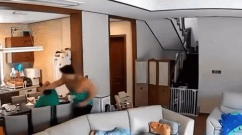 지연아씨가 공개한 황철순 폭행 영상. /영상=지연아씨 인스타그램