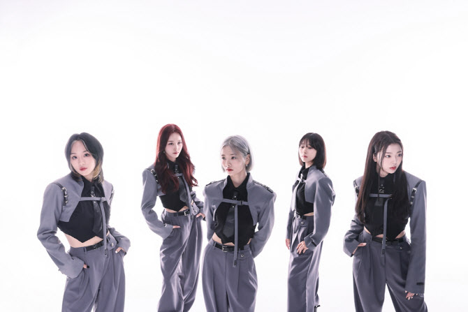 퀸즈테이블 이미지