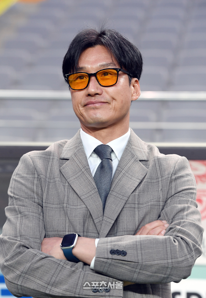 꼴통감독 이미지