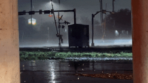 23일(현지시간) 미국 오클라호마주에 폭풍으로 인한 우박이 떨어지는 모습. 사진=엑스(@CarolineForTX)갈무리