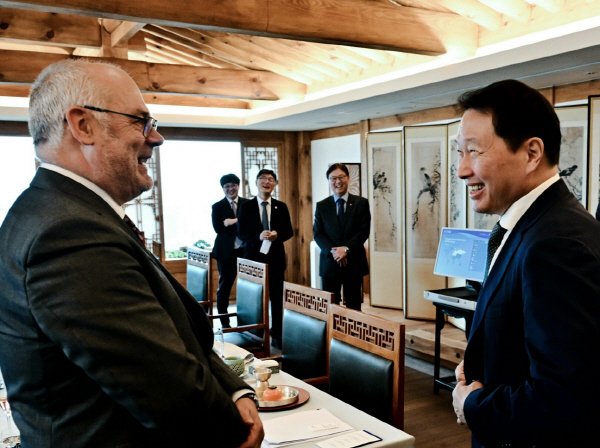 번쩍 이미지
