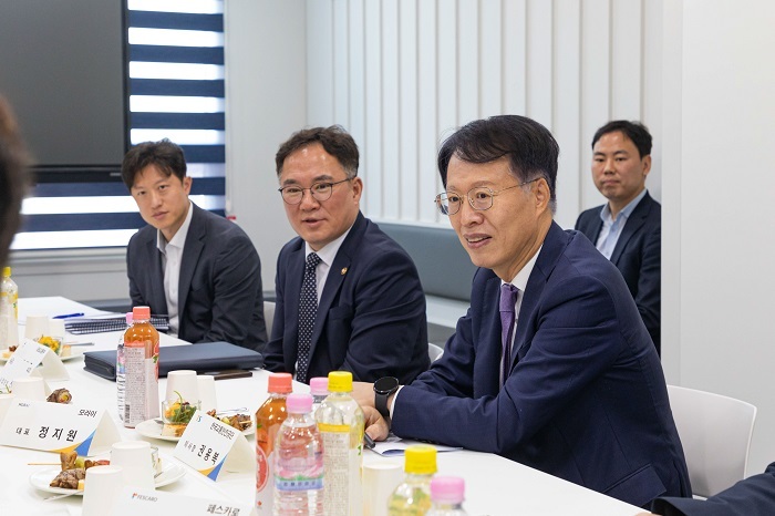 한국교통안전공단 자동차연구원 이미지