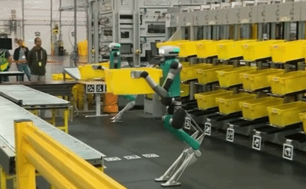 2족 보행 로봇 디지트는 팔과 다리가 있어 물건을 잡고 움직이는 등 인간과 비슷한 방식으로 작업을 수행한다. 사진=트위터 InForme Orwell