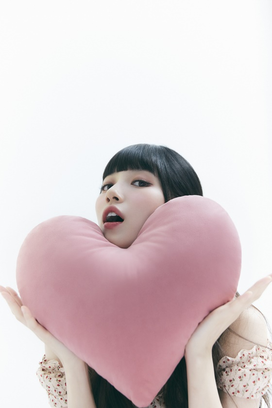 에이라운드그룹 이미지