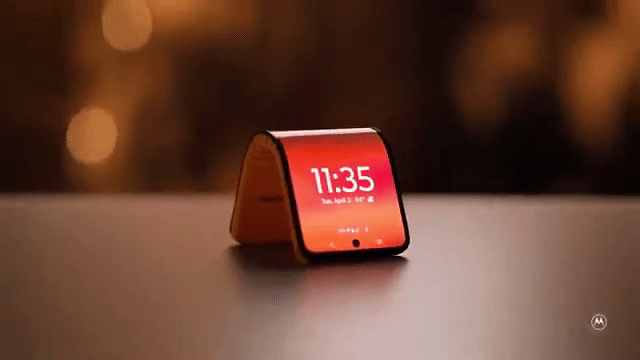 레노버 모토로라 벤더블폰 프로토타입. 유튜브 캡처