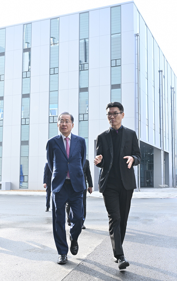 미래엘앤에프 이미지