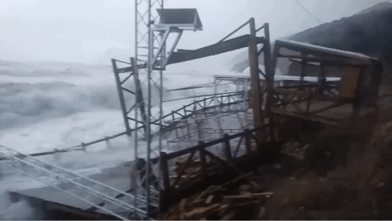 러시아가 점령한 우크라이나 크림반도를 덮친 폭풍 베티나. /엑스(트위터)