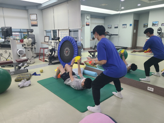 호재활의학과 이미지