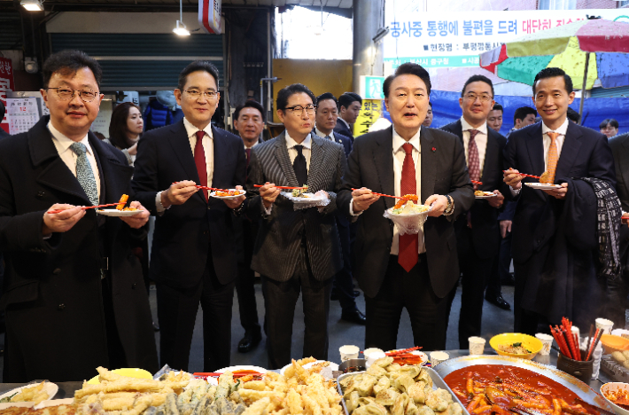 김현정떡볶이 이미지