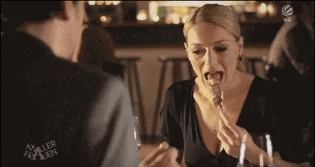 뜨아에게 자비란 없다. 입천장이 사라지고 싶다면 벌컥 마셔도 좋다. [사진 출처=인터넷 커뮤니티]