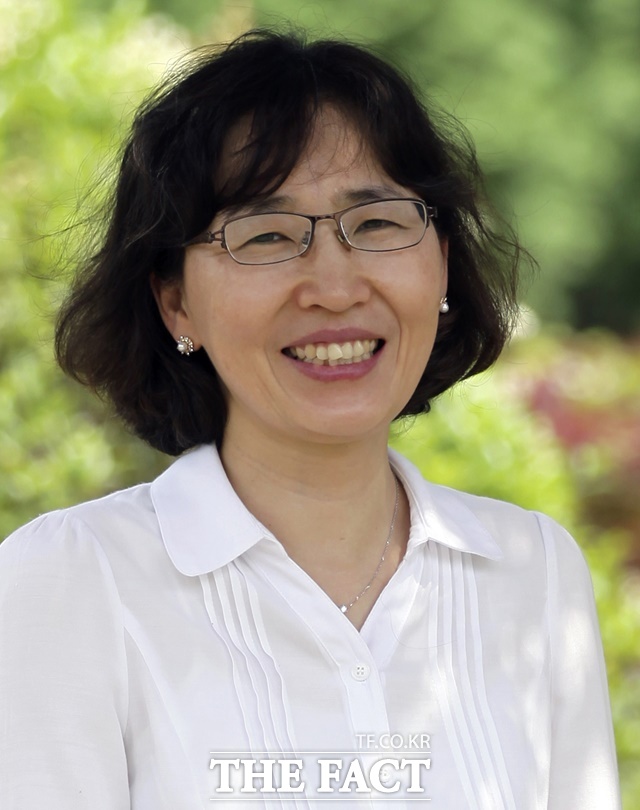 김윤희 이미지