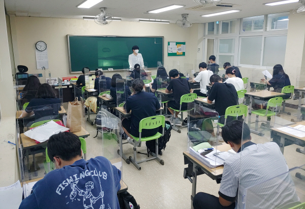 산청우정학사 이미지