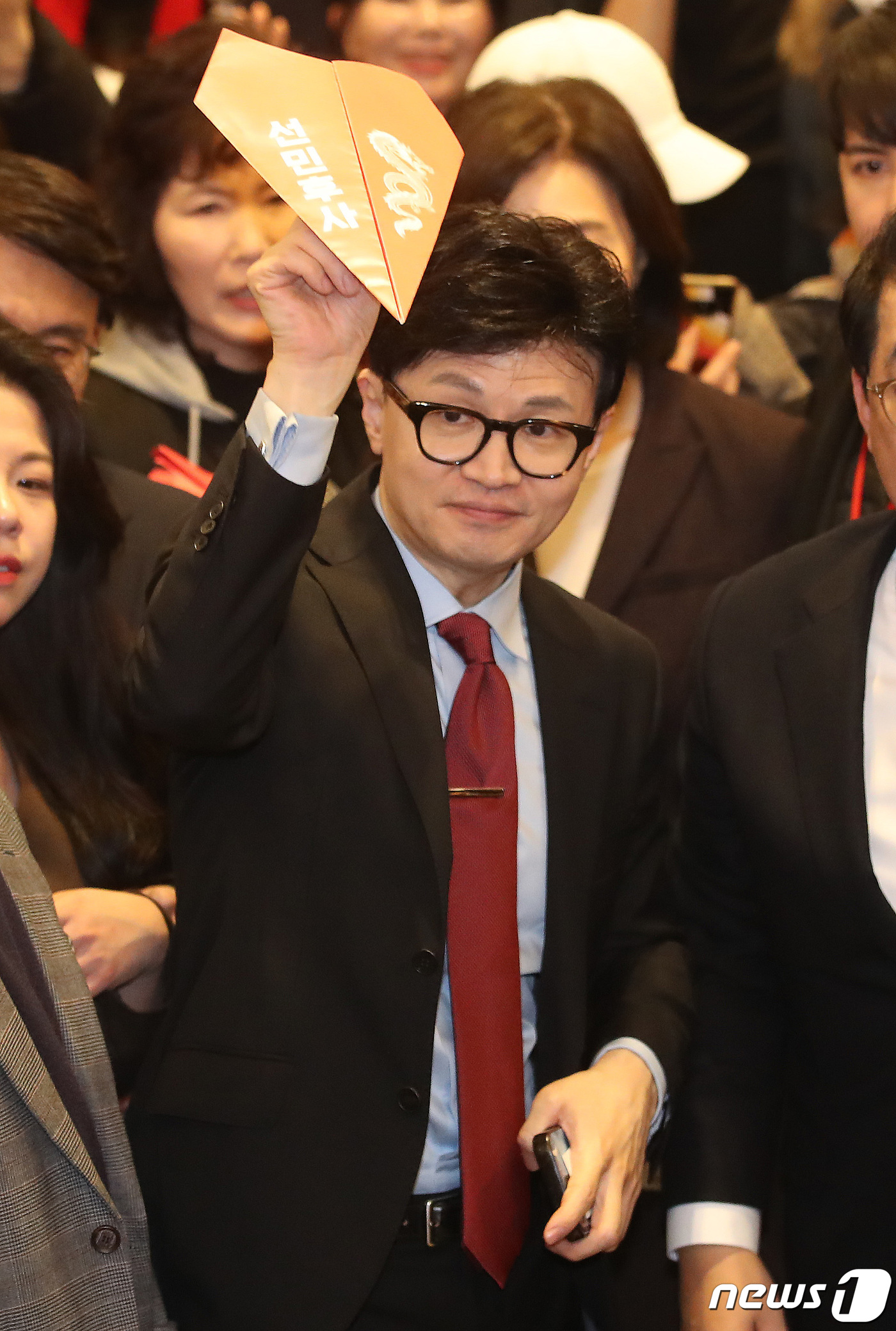 종이비행기 이미지
