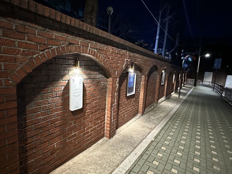 갤러리 이미지