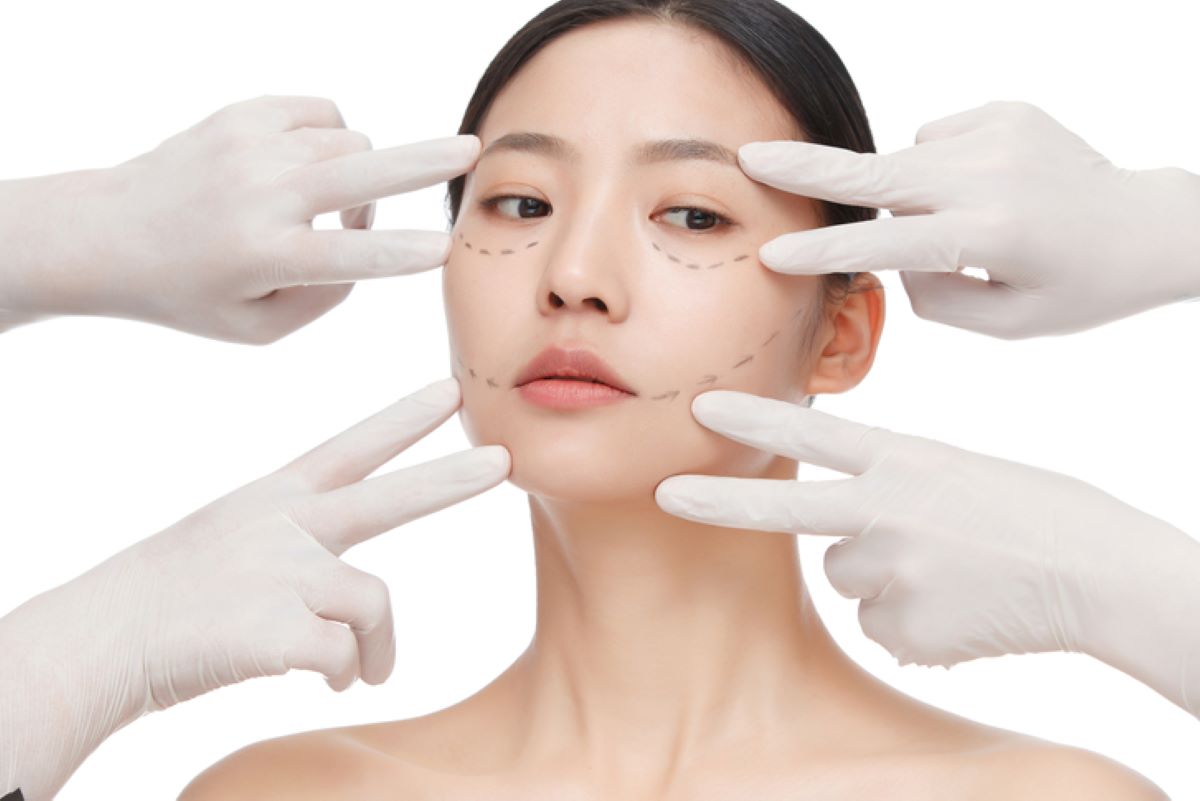 중학생이 '쌍수'를&hellip; 어린데 성형수술 해도 될까요?