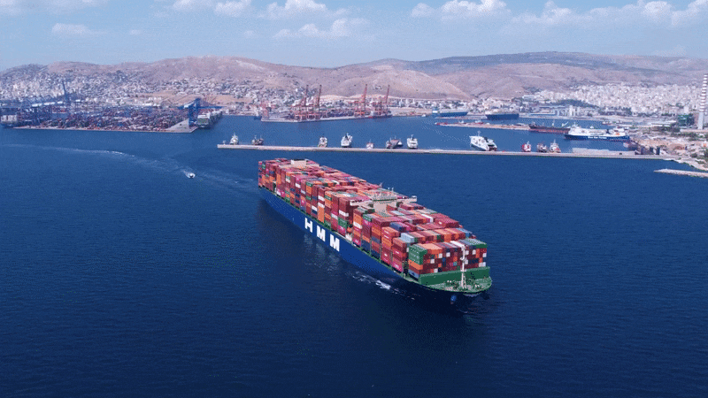 HMM의 컨테이너선이 출항하고 있다. /HMM 제공